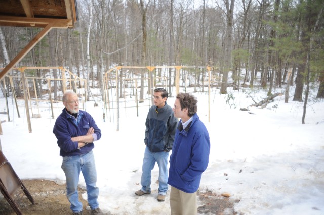 [March 18 - The chambers are still snowbound. Israel Del Toro, an undergraduate at the University of Texas at El Paso and University of Vermont co-PI Nick Gotelli visit the site and talk with engineer Frank Bowles. Israel will be joining the group as a Ph.D. student at the University of Massachusetts in June 2009.]