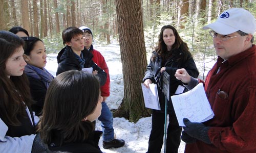 Students attending the freshmen seminar at Harvard Forest