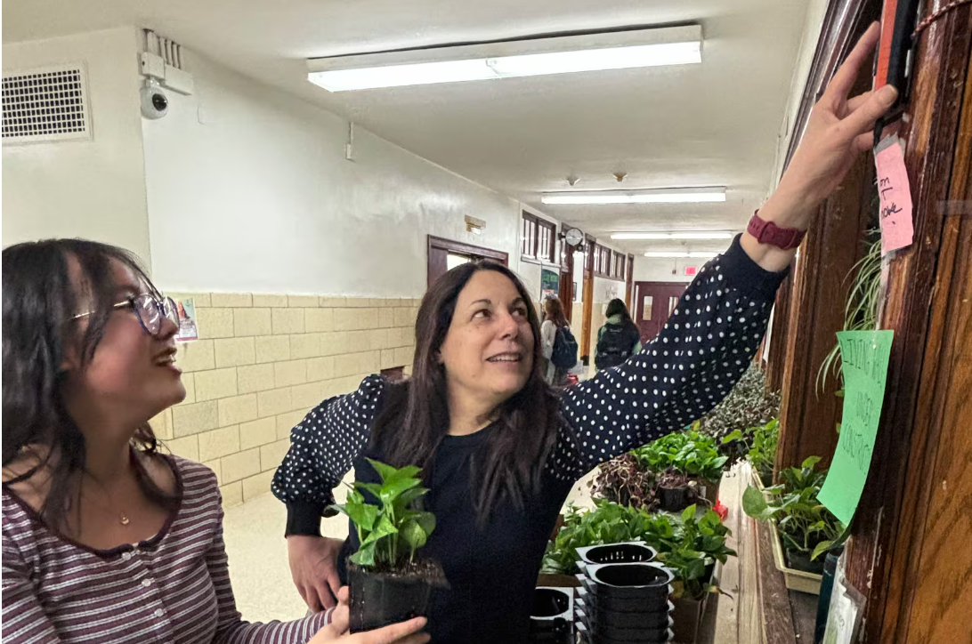 Longtime Schoolyard Ecology Instructor Receives Prestigious Award
